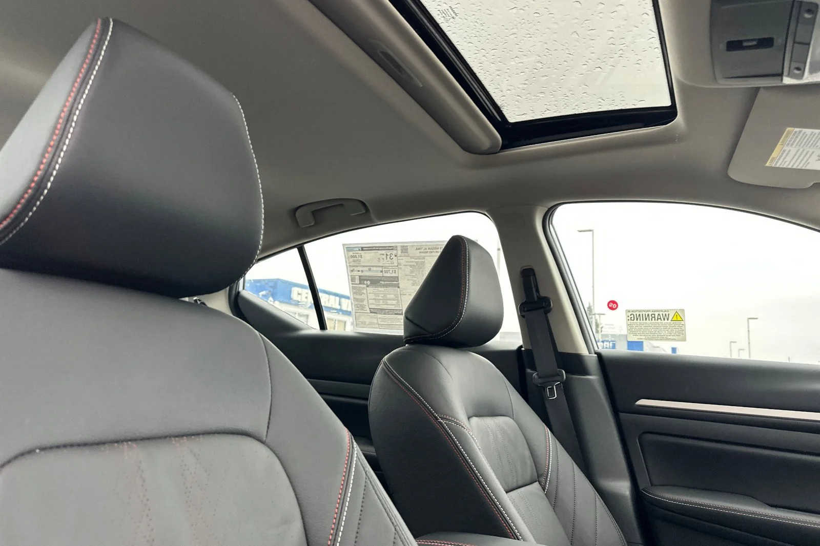 2025 Nissan Altima SR - Photo 16