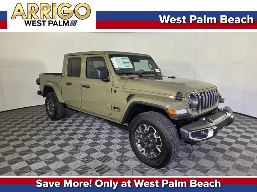 2026 Jeep Gladiator Sahara Auto's photo