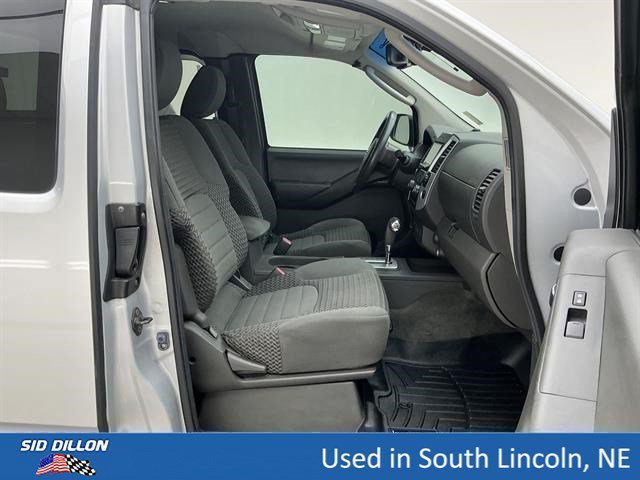 Used 2011 Radiant Silver Nissan SV image 23