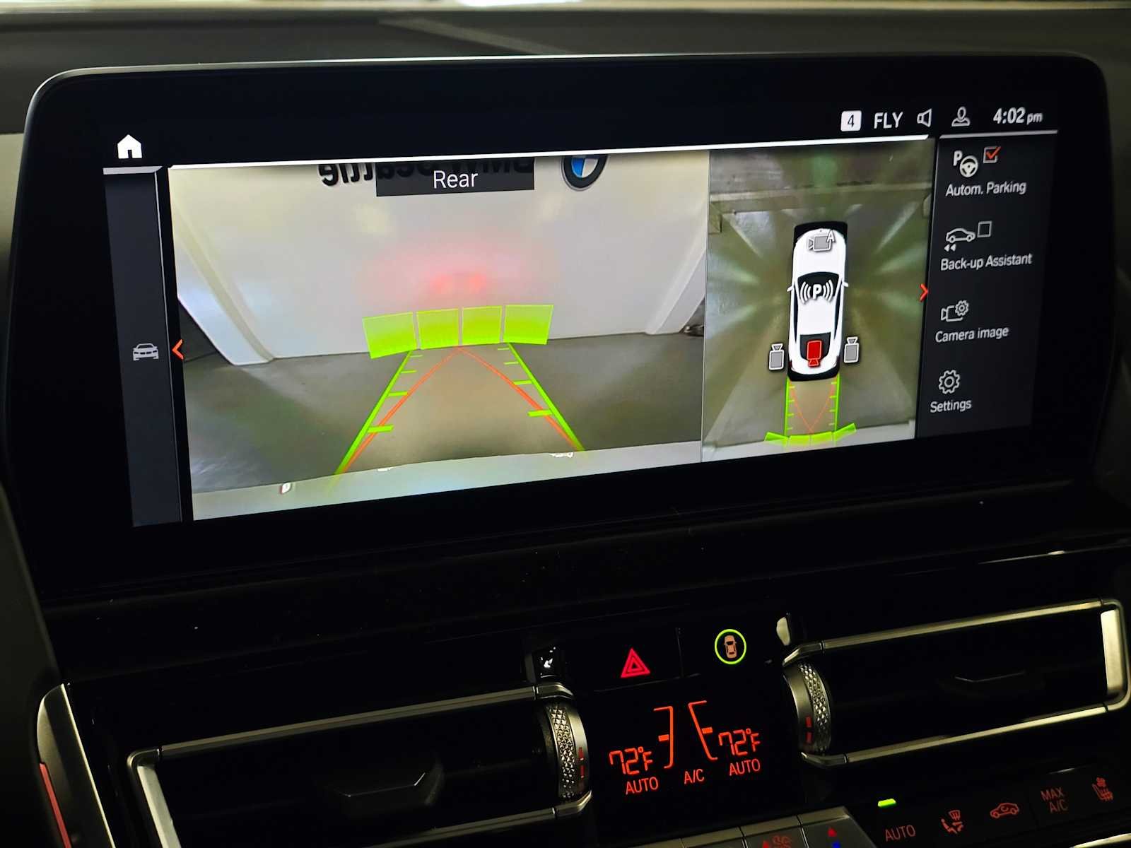 2026 BMW 8 Series M850i - Photo 15