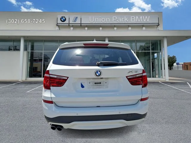 Used 2017 Alpine White BMW xDrive28i image 5