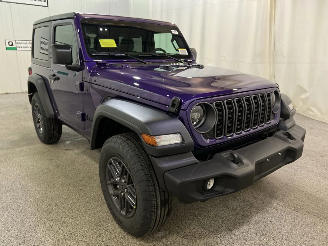 2026 Jeep Wrangler Sport S's photo