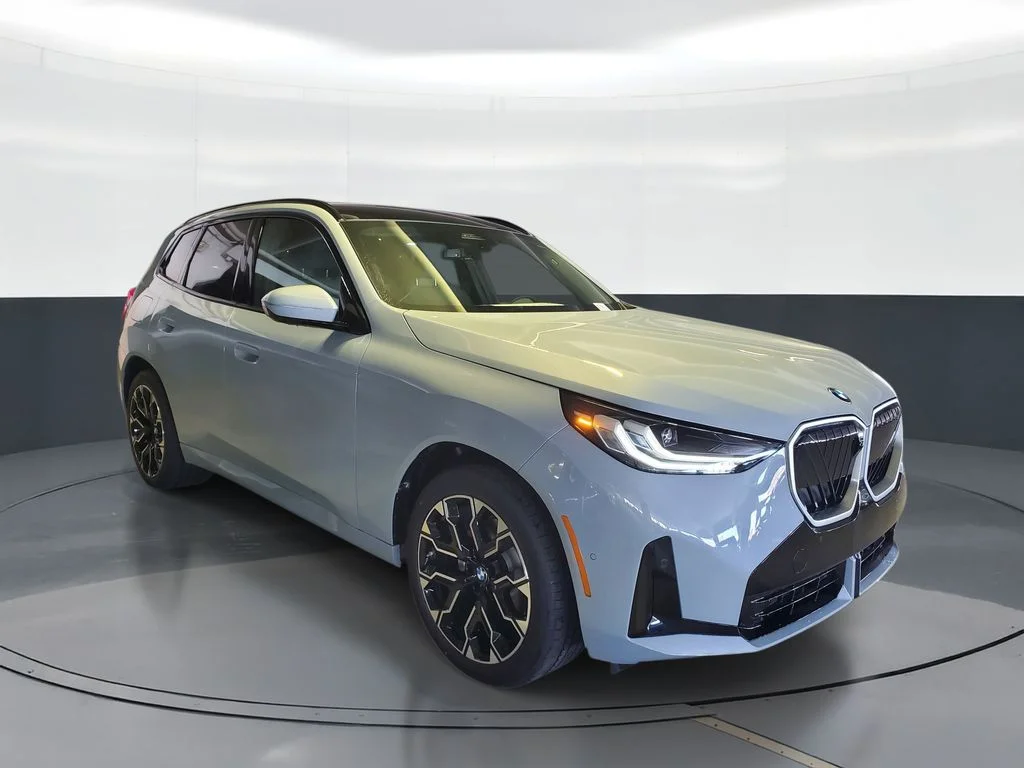 New 2026 Brooklyn Grey Metallic BMW 30 xDrive image 2