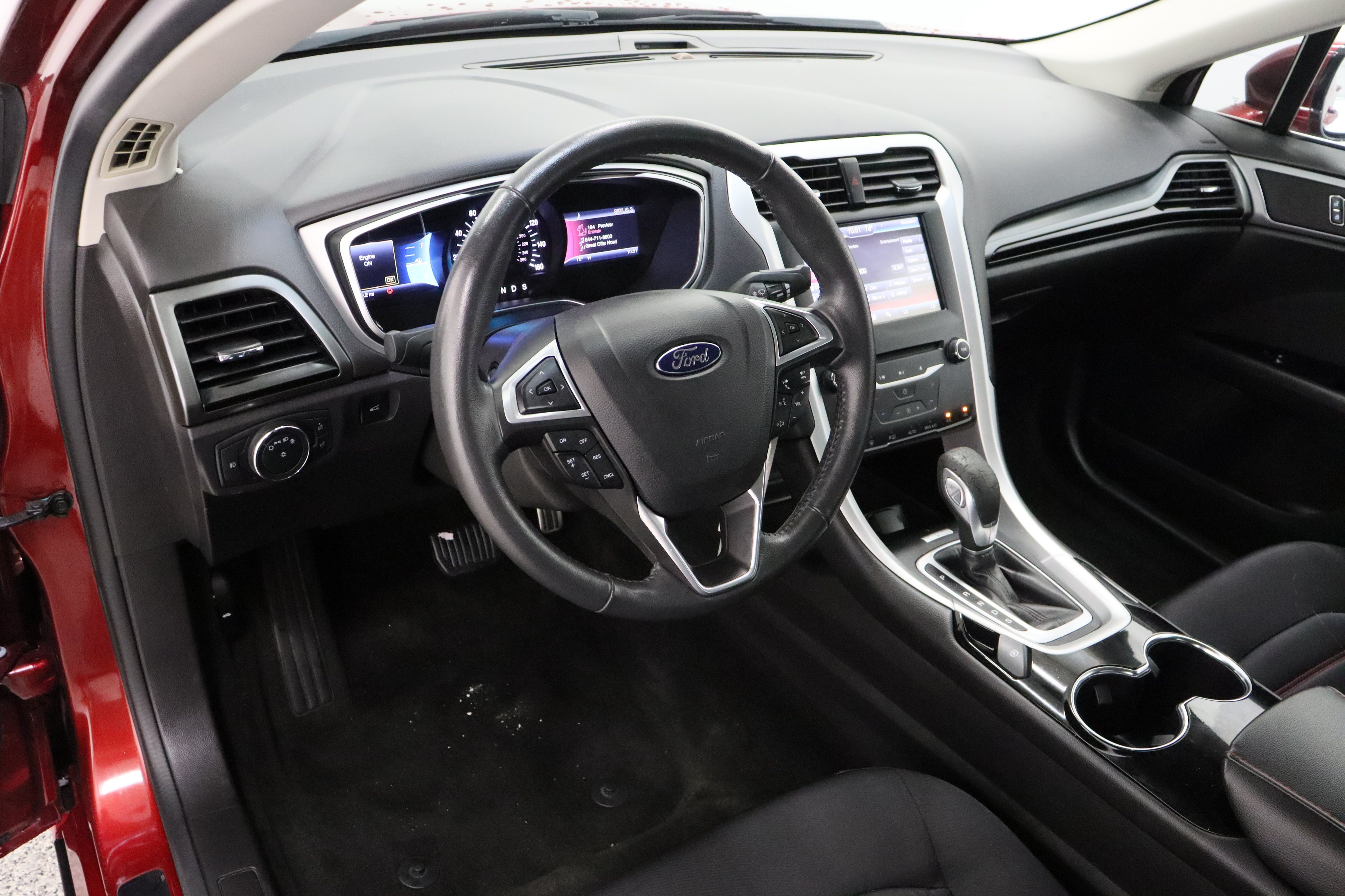 Used 2014 Ruby Red Metallic Tinted Clearcoat Ford SE 1.5T image 13