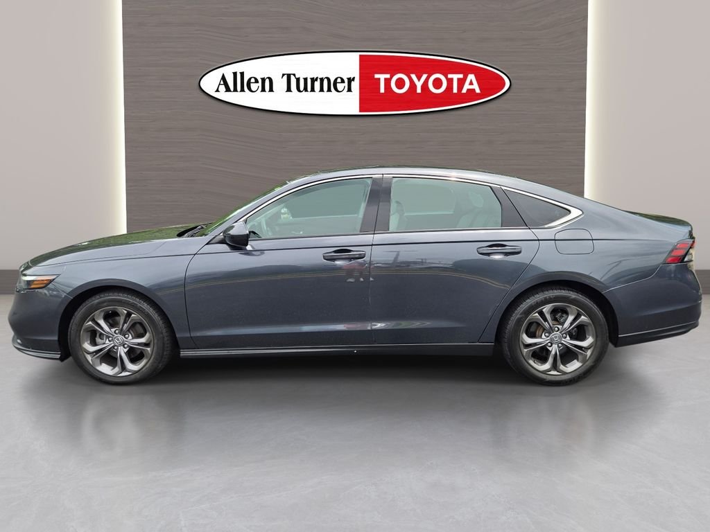 Used 2024 Gray Honda EX image 9