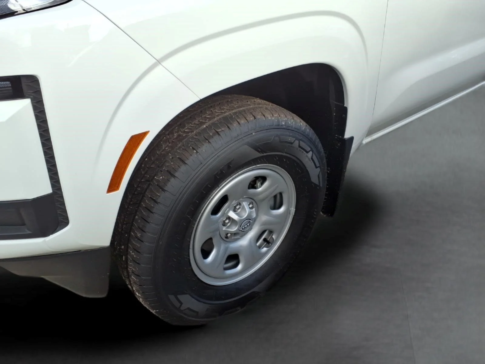 New 2026 Glacier White Nissan King Cab® S image 6