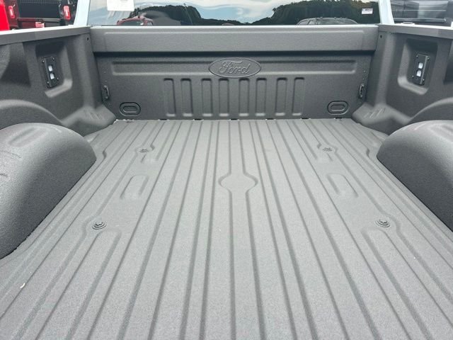 New 2026 Glacier Gray Metallic Tri-Coat Ford F-350® Lariat® image 7