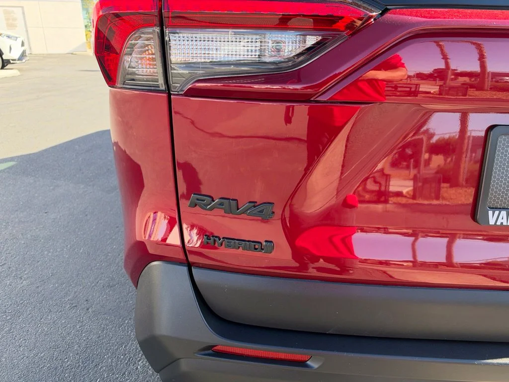 Used 2024 Red Toyota XLE image 8