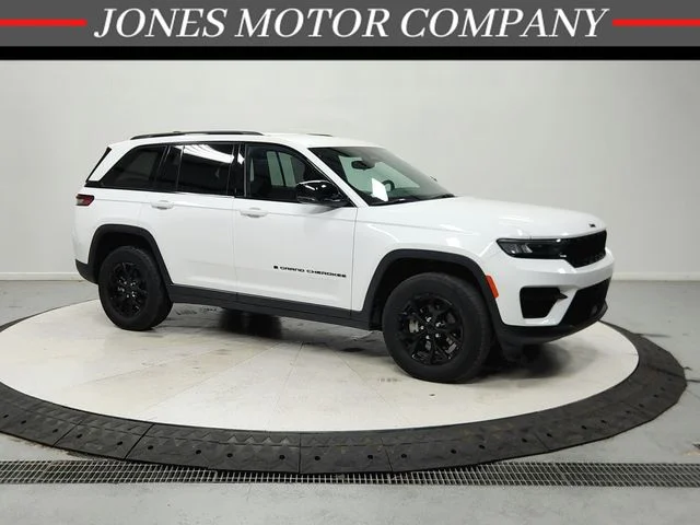 2026 Jeep Grand Cherokee Laredo X