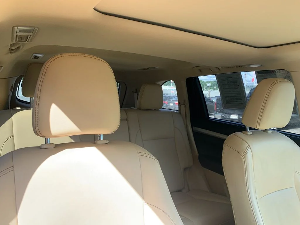 Used 2017 Brown Toyota XLE image 21