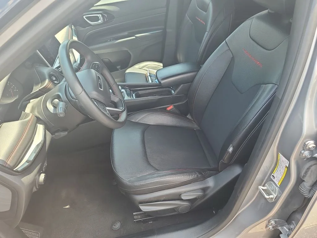 Used 2024 Black Jeep Trailhawk image 22