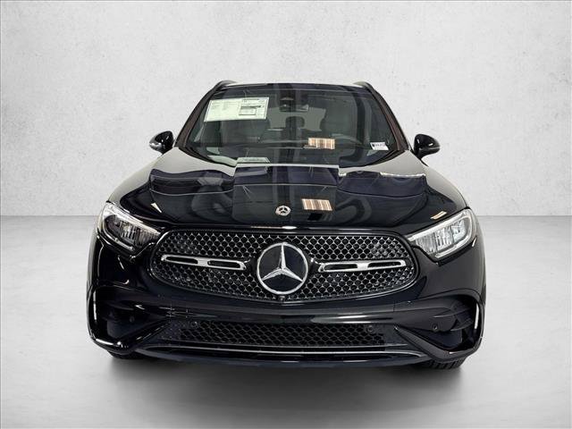 New 2026 Black Mercedes-Benz GLC 300 image 32