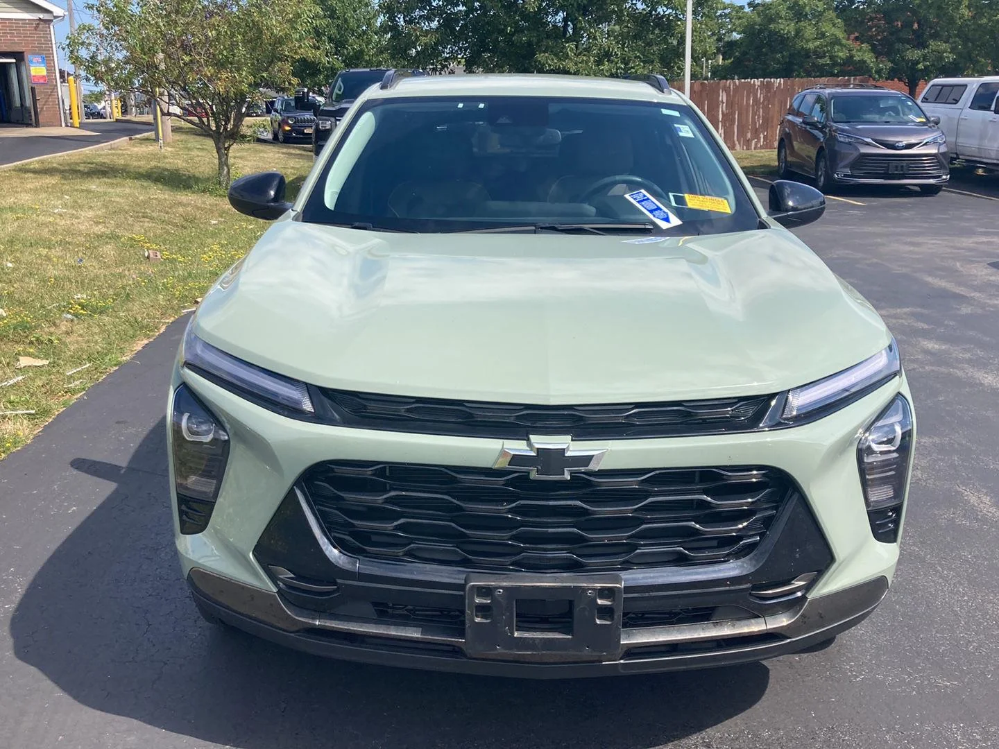 Used 2024 Cacti Green Chevrolet ACTIV image 2