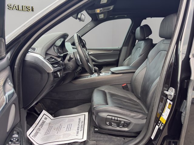 Used 2017 Black BMW xDrive50i image 9
