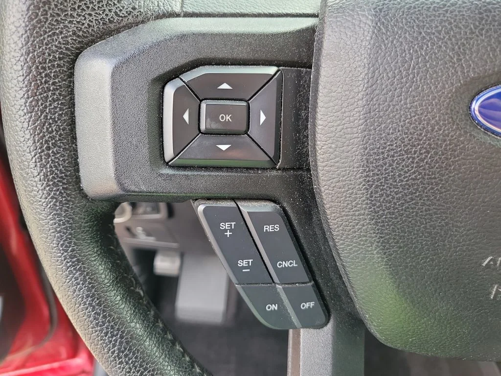Used 2016 Red Ford XLT image 24