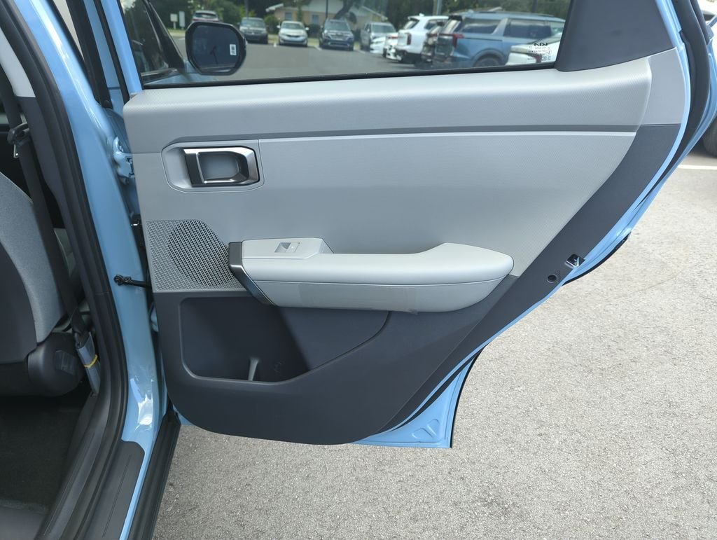 New 2027 Frost Blue / Black Roof Kia S image 30
