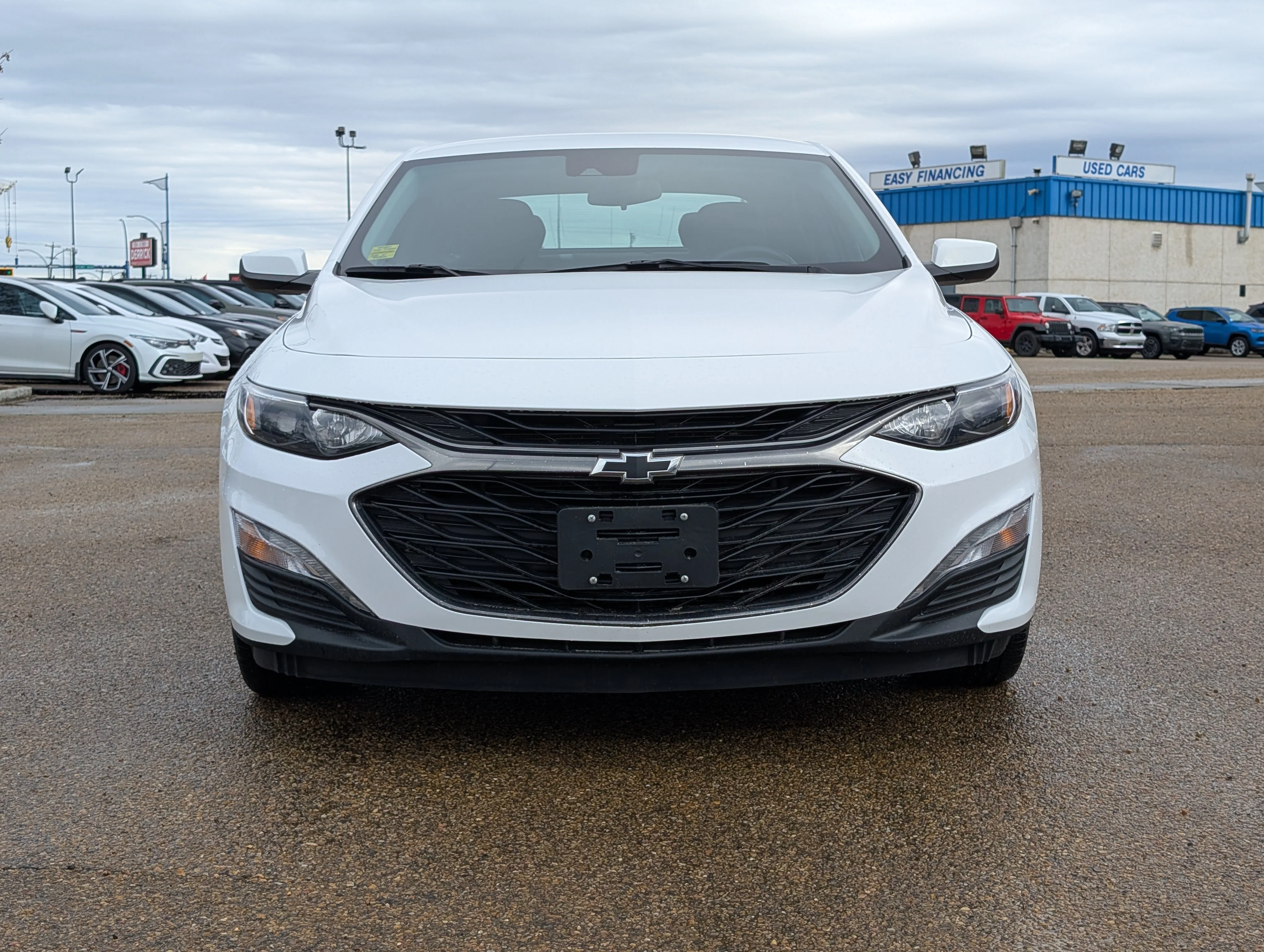 Used 2024 Summit White Chevrolet 1LT image 10