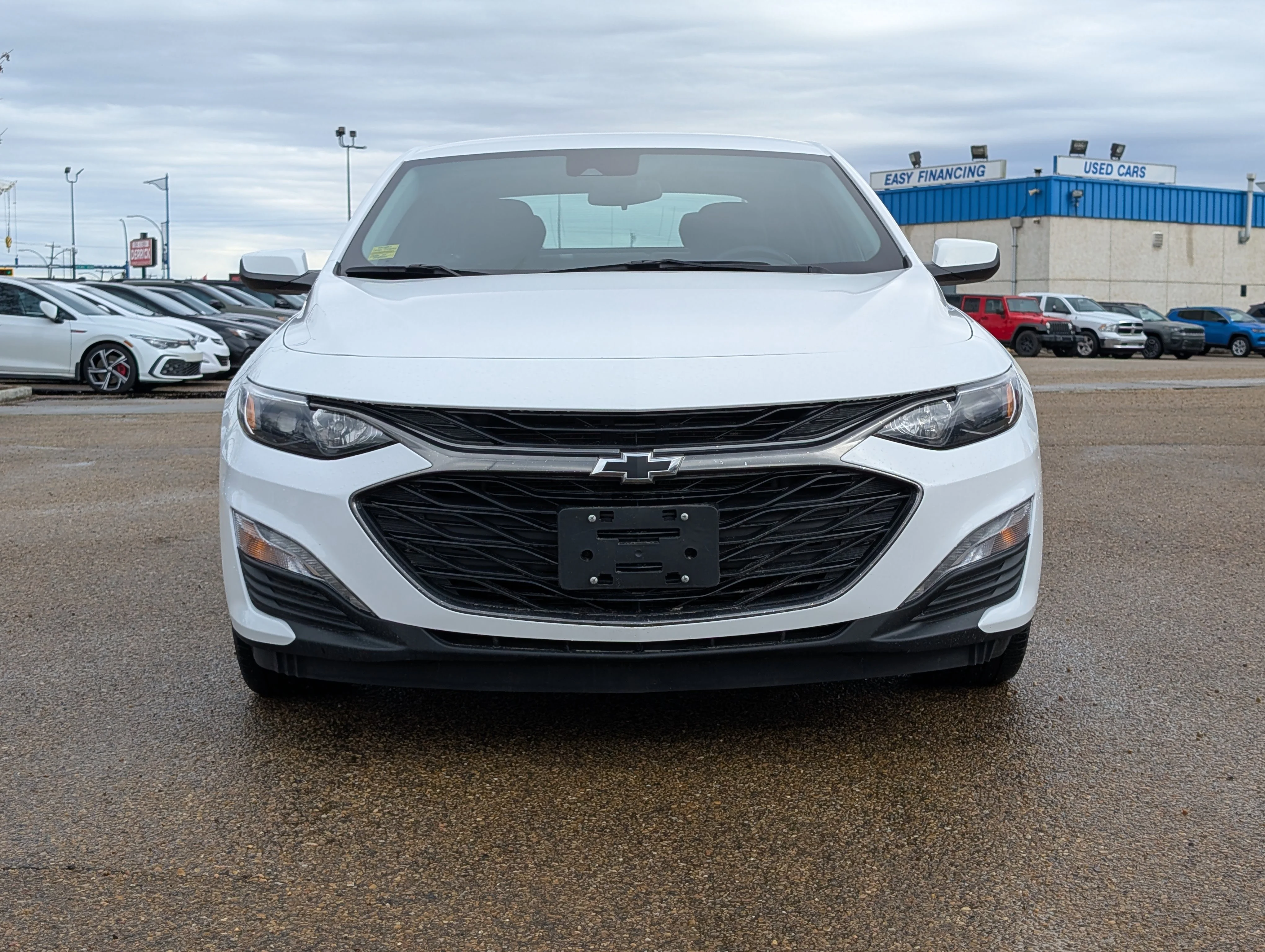 Used 2024 Summit White Chevrolet 1LT image 10
