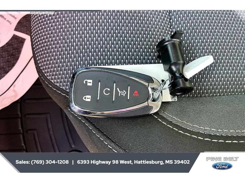 Used 2020 Satin Steel Metallic Chevrolet LT Cloth image 9