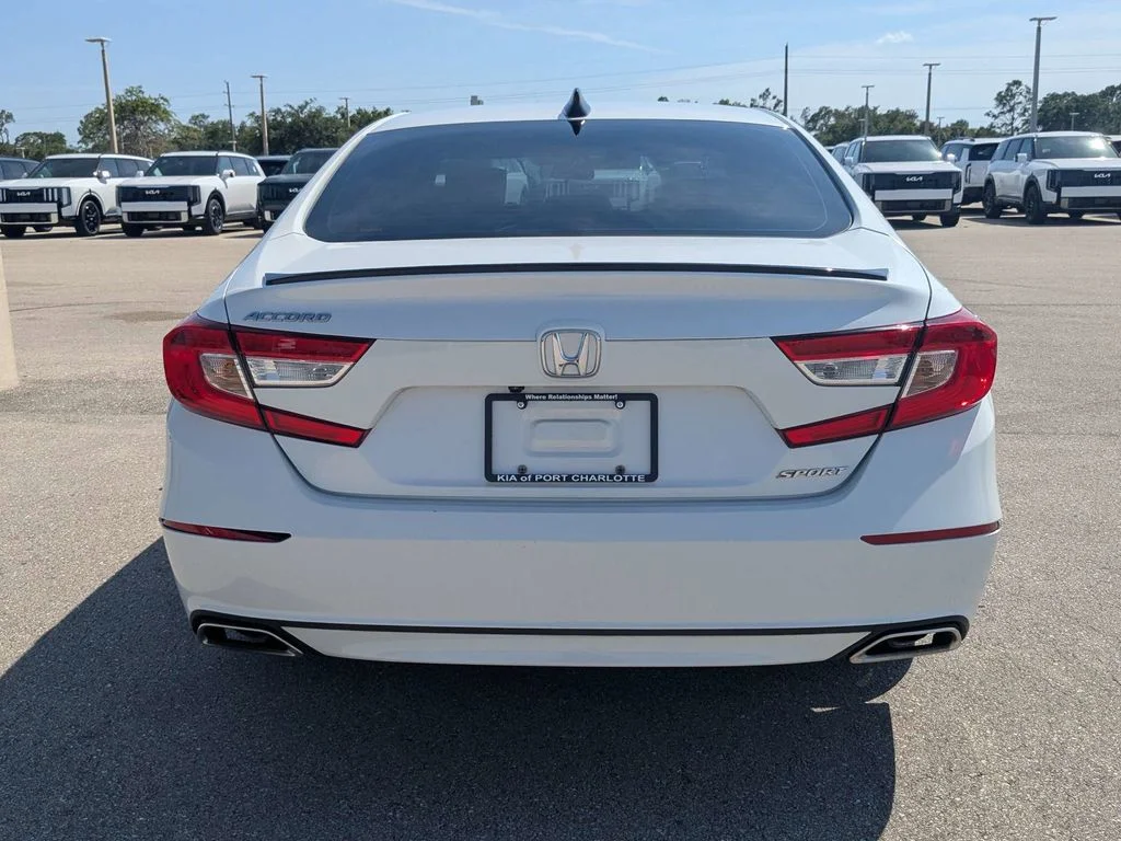Used 2022 White Honda Sport image 6