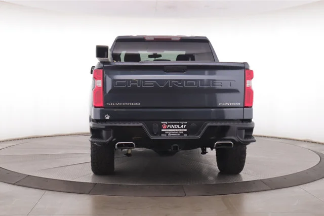 Used 2019  Chevrolet Custom Trail Boss image 16