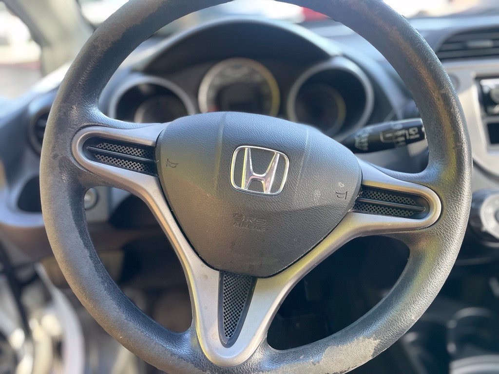 Used 2010 White Honda Base image 11