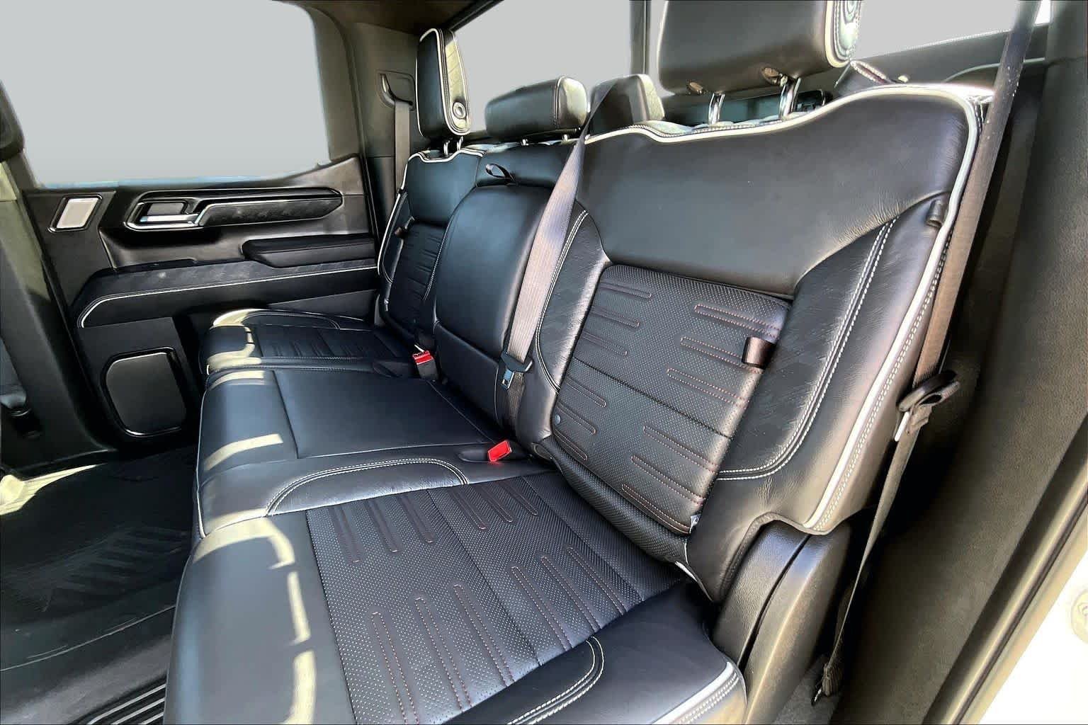 Used 2024 Summit White GMC AT4X image 34
