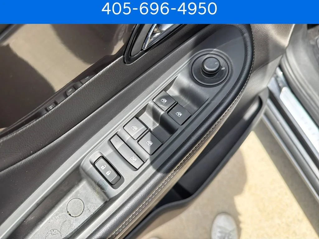 Pre-Owned 2019 Buick Encore Essence