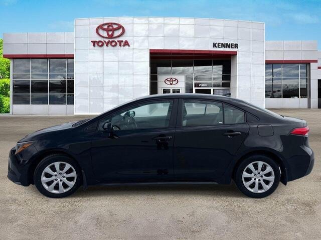 Used 2025 Midnight Black Metallic Toyota LE image 10