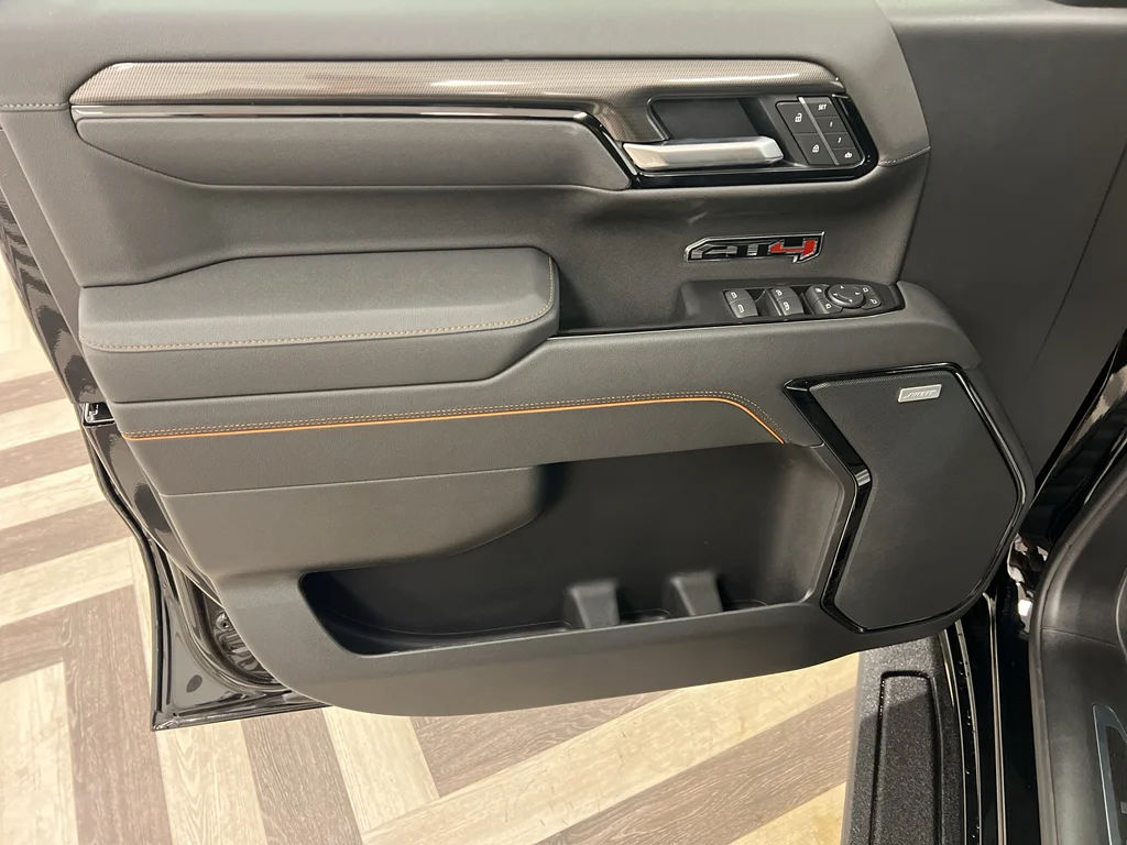 2026 GMC Sierra 1500 AT4 - Photo 7