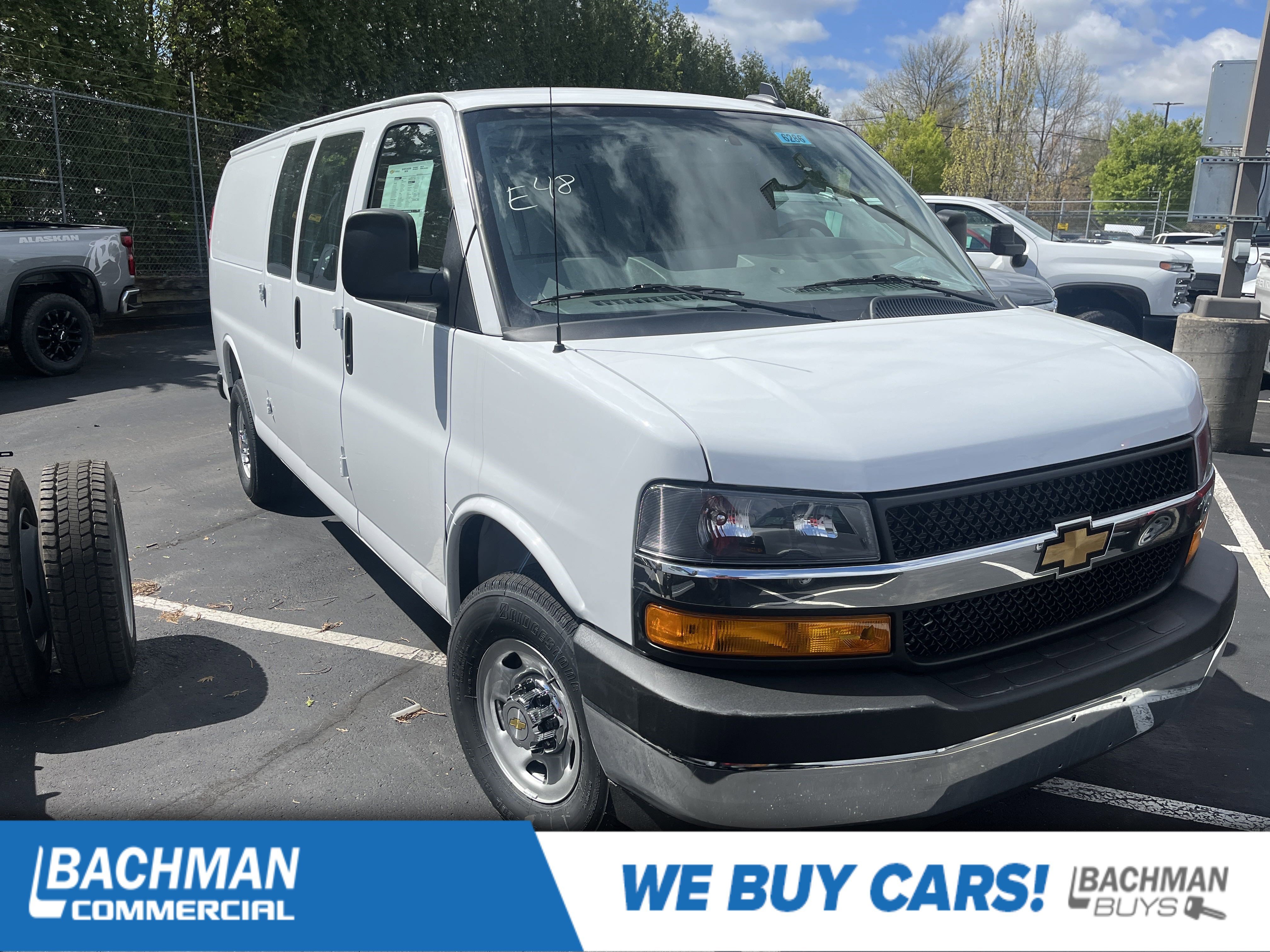 2025 Chevrolet Express Cargo