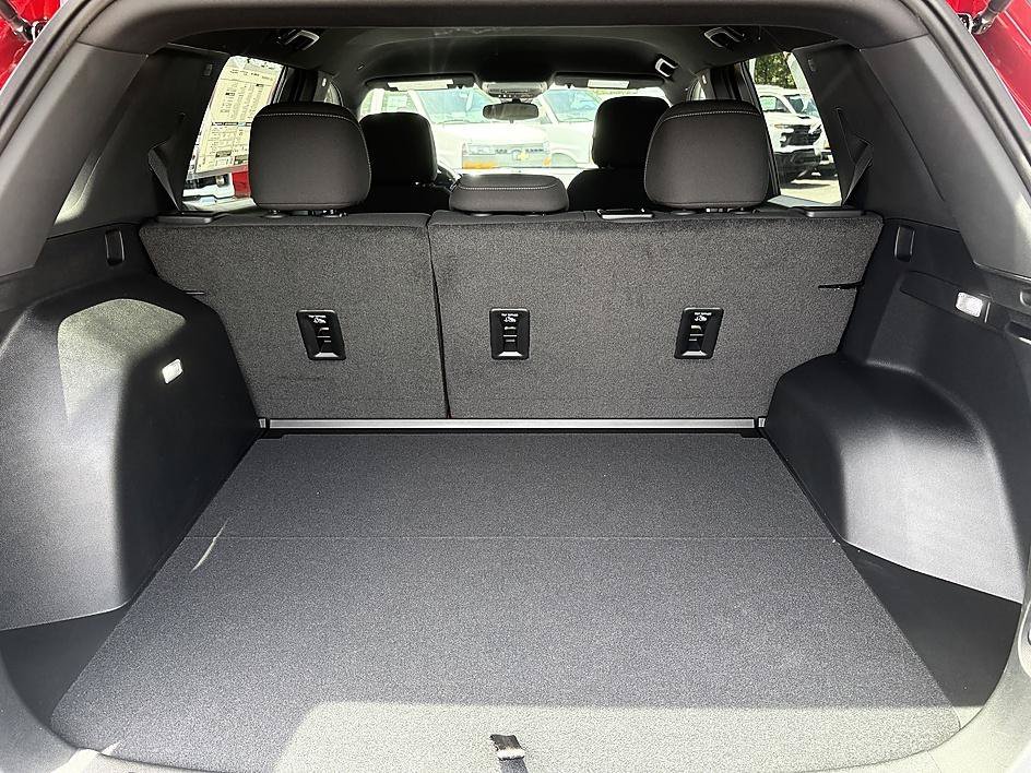 2026 Chevrolet Equinox LT - Photo 11