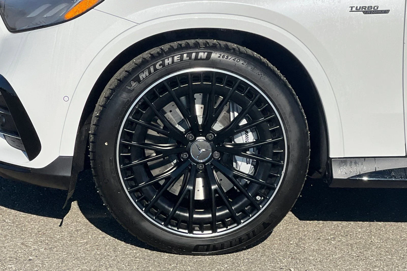 New 2026 White Mercedes-Benz GLC 43 AMG® image 11