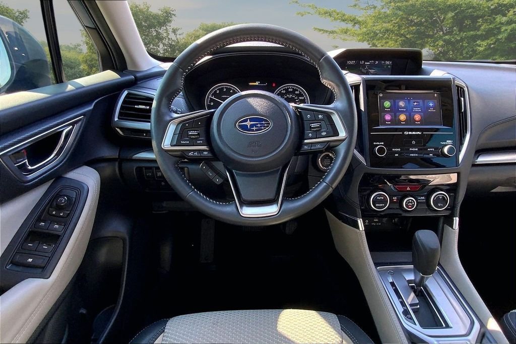 Used 2024 Blue Subaru Premium image 8