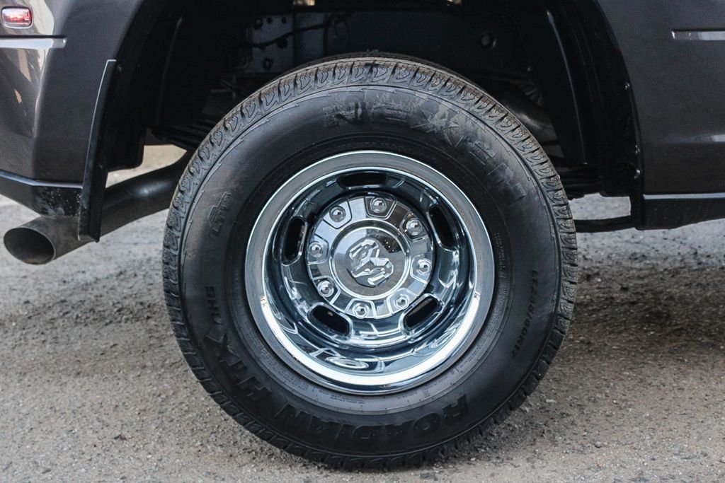 New 2026 Crystal Metallic Ram Tradesman image 12