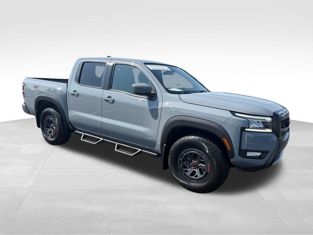 Used 2025 Gray Nissan PRO-4X image 7