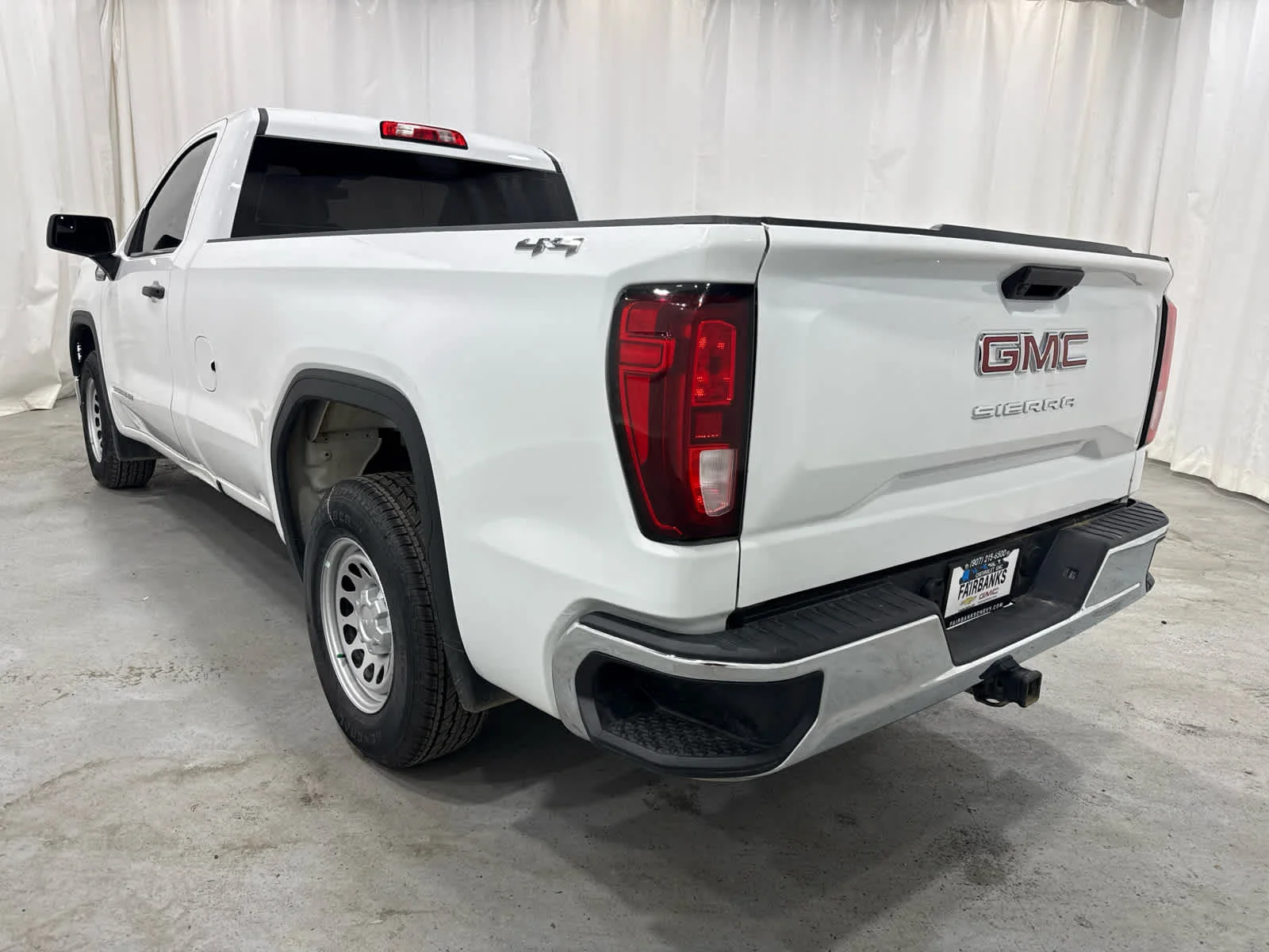 Certified Used 2025 Summit White GMC Pro image 3