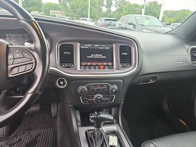 Used 2020 White Dodge SXT image 18