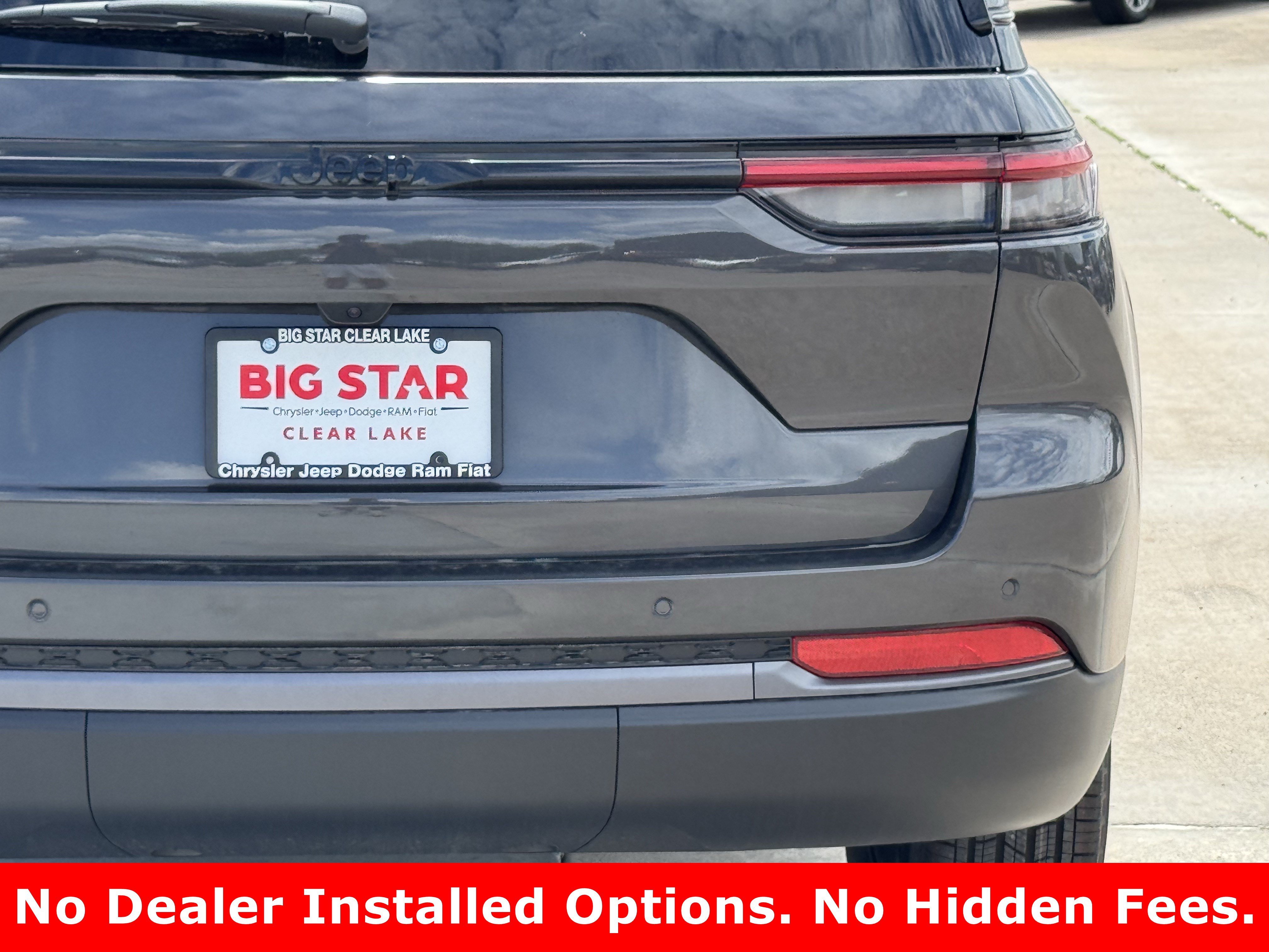 New 2026 Baltic Gray Metallic Clearcoat Jeep Laredo Altitude image 9