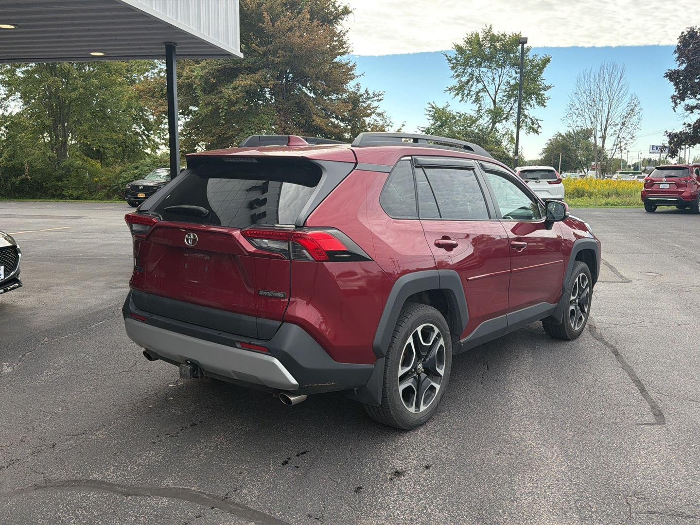 Used 2019 Ruby Flare Pearl Toyota Adventure image 8