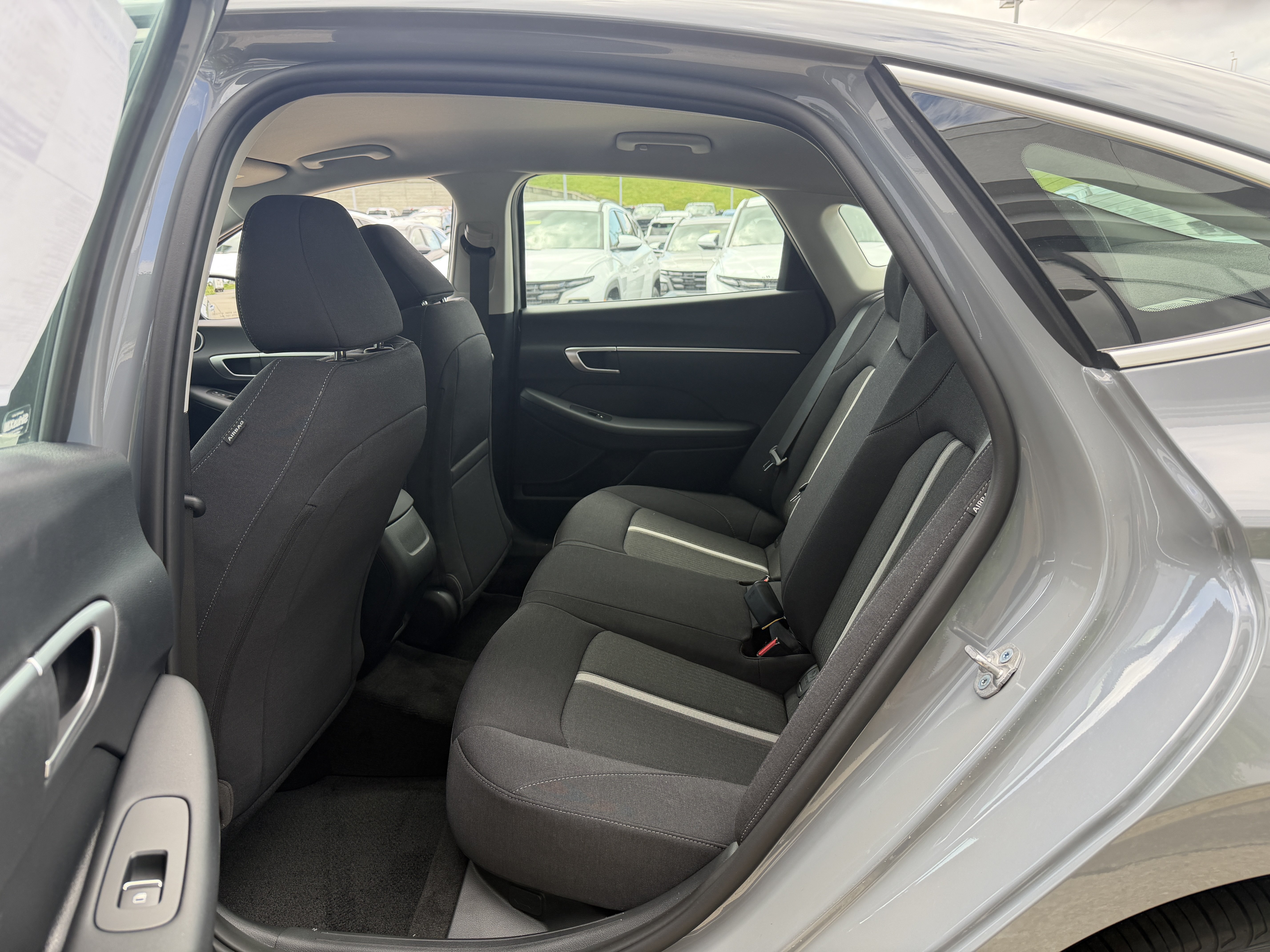 Used 2026 Transmission Blue Hyundai SE image 22