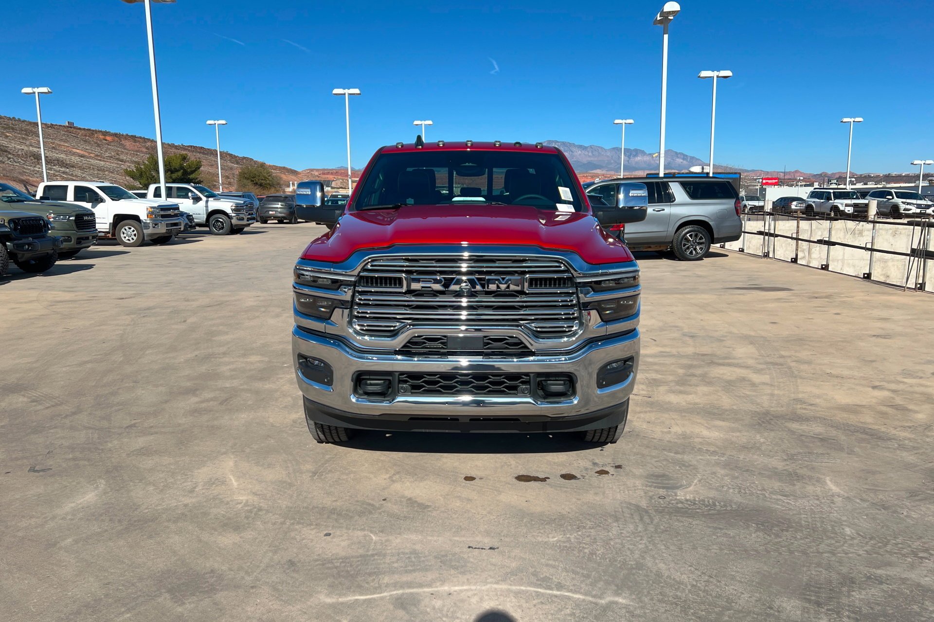 New 2026 Molten Red Pearl-Coat Exterior Paint RAM Laramie image 9
