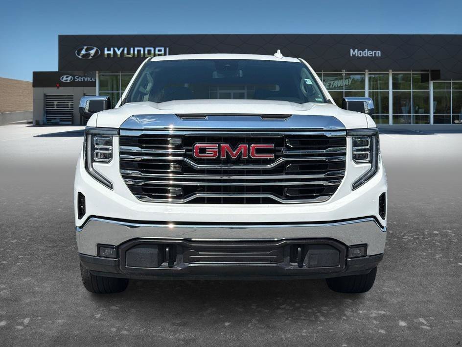 Used 2025 Summit White GMC SLT image 2