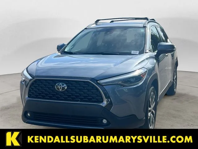 2022 Toyota Corolla Cross XLE AWD's photo