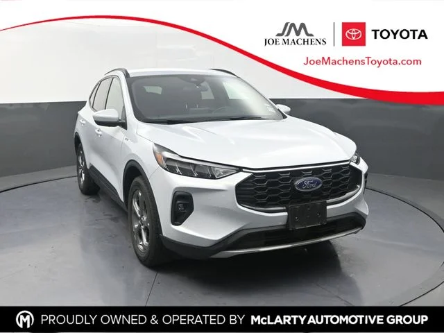 Used 2025 Silver Ford ST-Line Select image 1