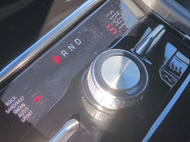 2025 Jeep Grand Cherokee Overland - Photo 38