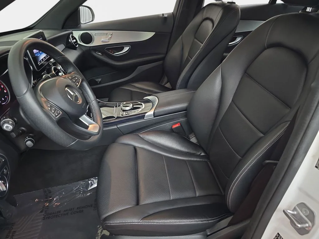 Used 2018 Polar White Mercedes-Benz C 300 image 17