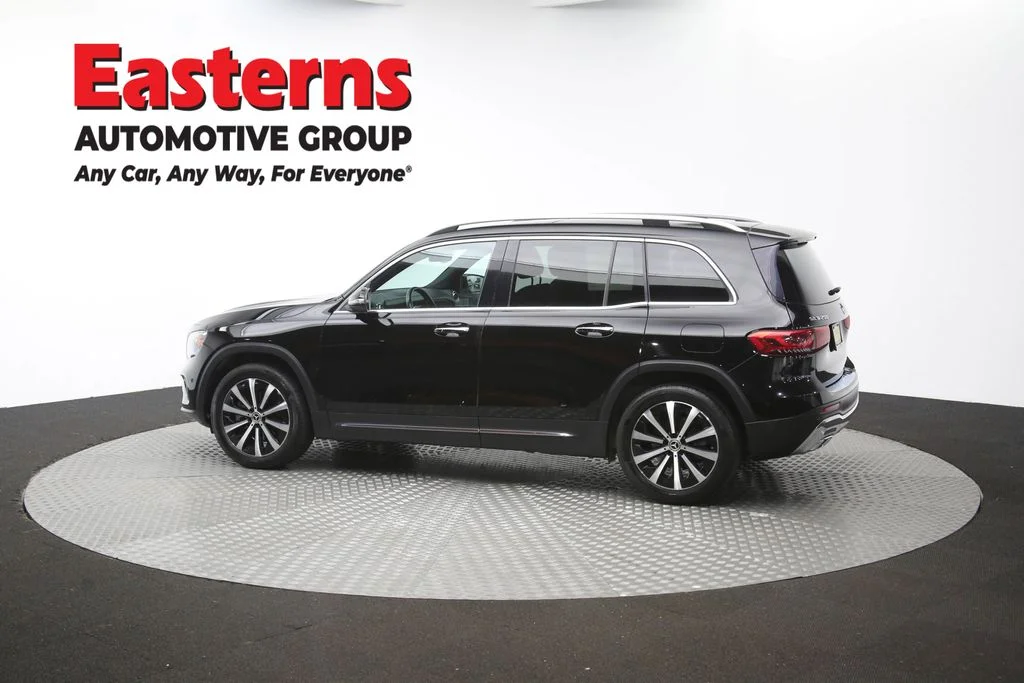 Used 2022 Black Mercedes-Benz GLB 250 image 62
