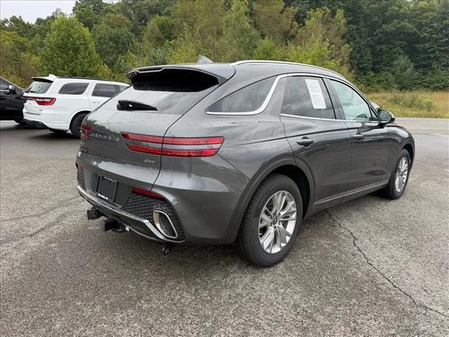 Used 2023 Himalayan Gray Genesis 2.5T image 5