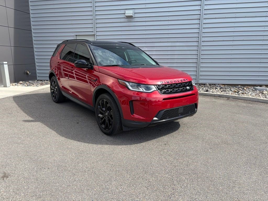 2023 Land Rover Discovery Sport 2.0 SE's photo